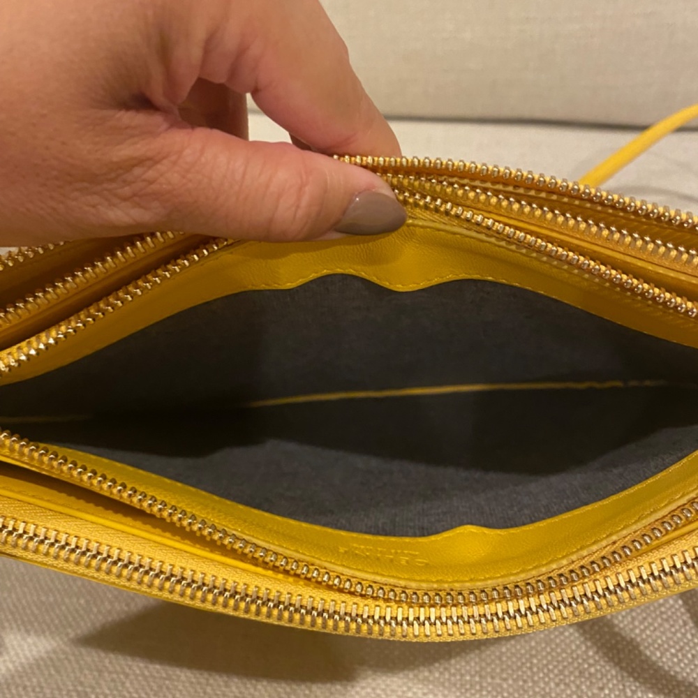 Celine Large Trio in Yellow - Picture 9 of 11